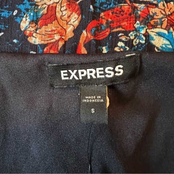 NWT! Express patterned spaghetti strap dress. Size small - Picture 5 of 11